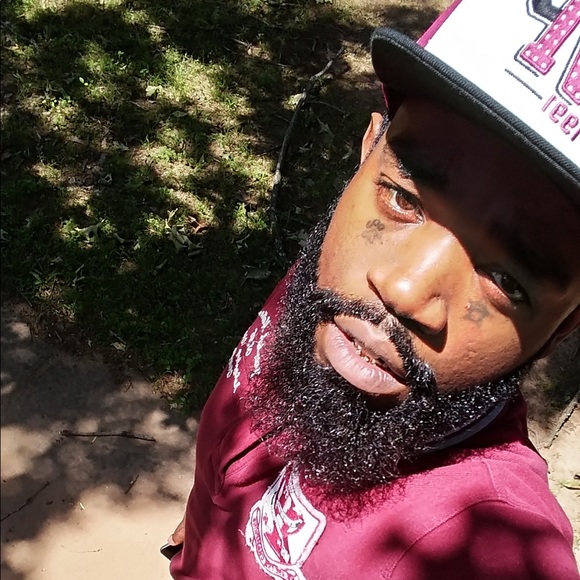 Meet your Posher, Christopher - Picture 2 of 7